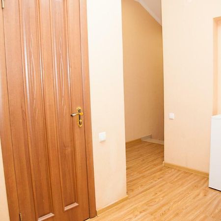 Semi-Luxury Apartment On Zhukovskogo Street 57 Zaporizhia Exteriér fotografie